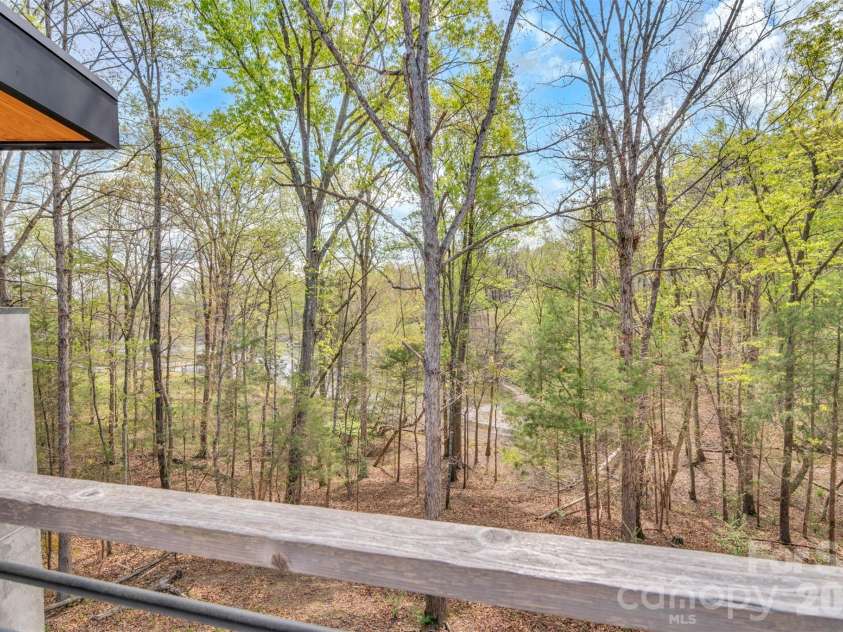 386 Squirrel Lane, Clover, SC 29710.  MLS# CAR4363292, YatesRealty ID 16485. 