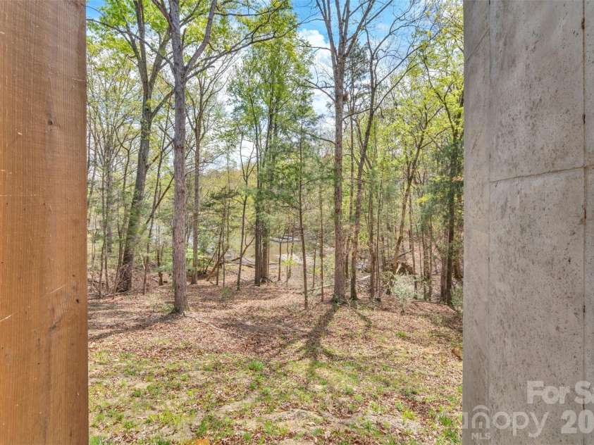 386 Squirrel Lane, Clover, SC 29710.  MLS# CAR4363292, YatesRealty ID 16485. 