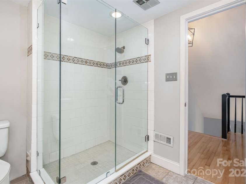 353 Whippoorwill Road, Mooresville, NC 28117.  MLS# CAR4275741, YatesRealty ID 16486. 