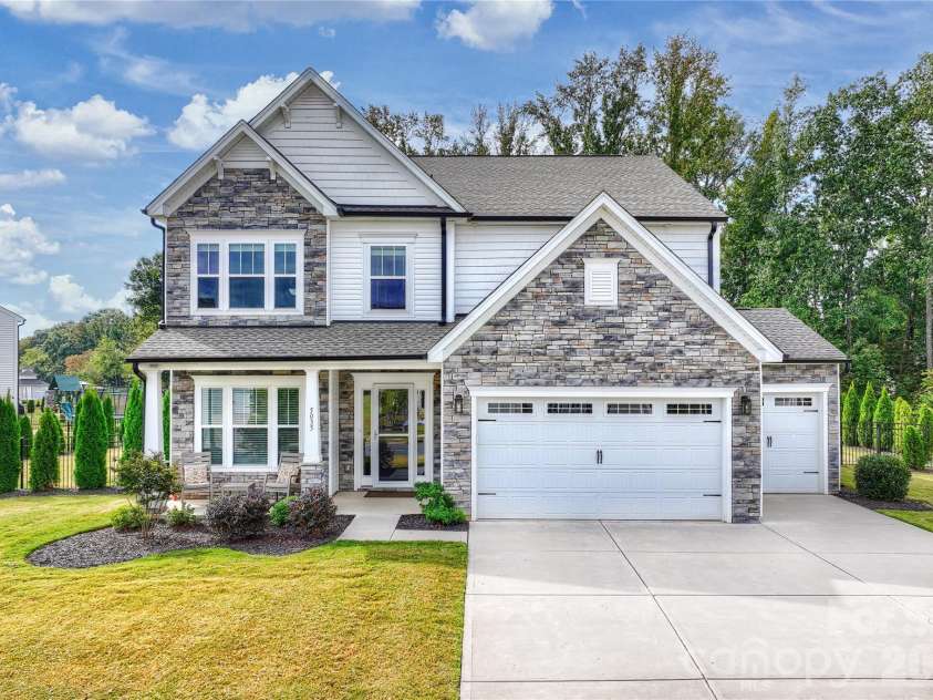 5035 Beacon Avenue, Monroe, NC 28110.  MLS# CAR4364476, YatesRealty ID 16488. 