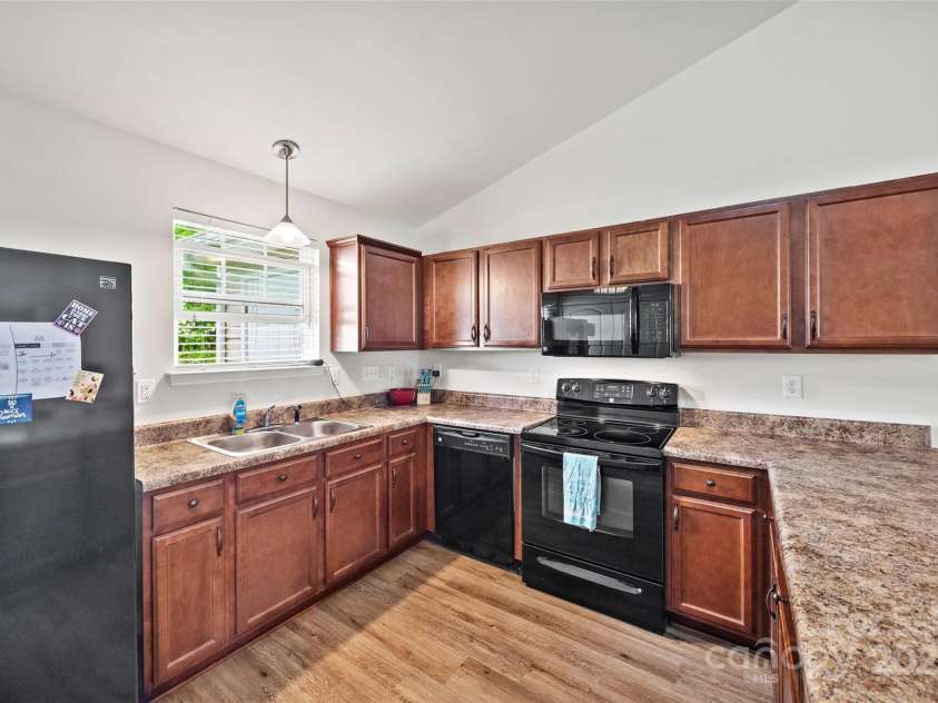 117 Canyon Ridge Drive, Mount Holly, NC 28120.  MLS# CAR4249477, YatesRealty ID 16489. 