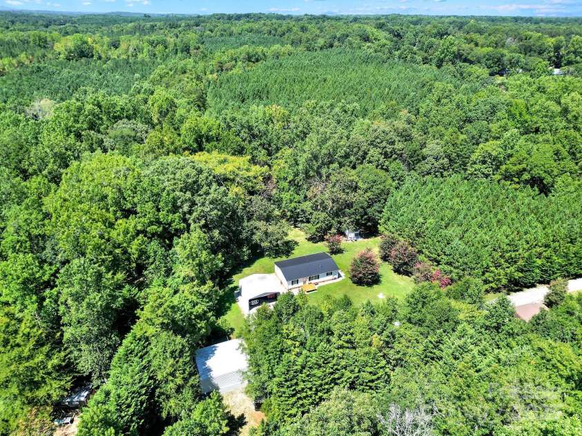 1219 Neely Smith Lane, Gastonia, NC 28056.  MLS# CAR4332846, YatesRealty ID 1649. 