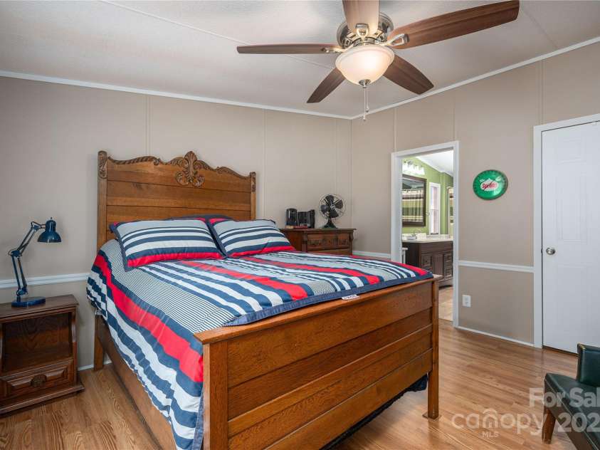 1219 Neely Smith Lane, Gastonia, NC 28056.  MLS# CAR4332846, YatesRealty ID 1649. 