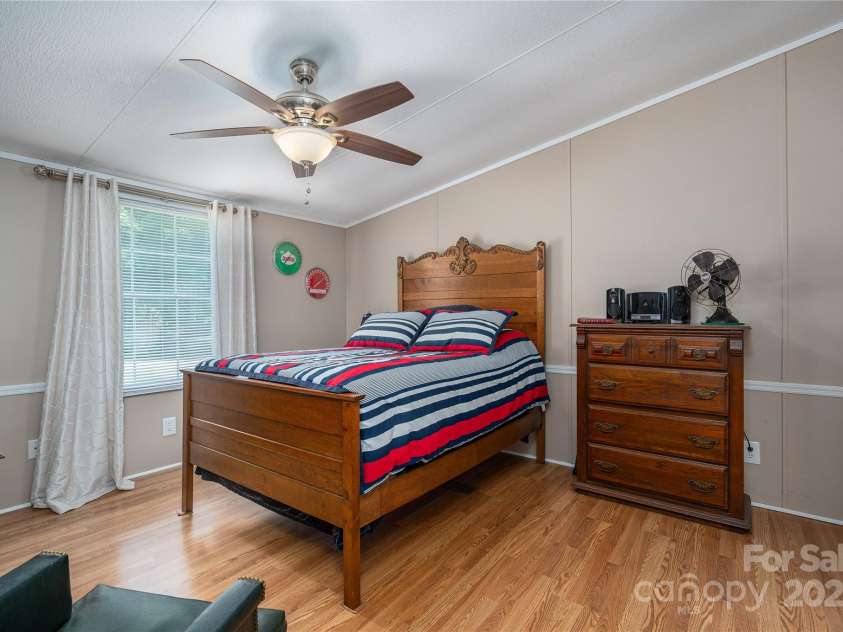 1219 Neely Smith Lane, Gastonia, NC 28056.  MLS# CAR4332846, YatesRealty ID 1649. 