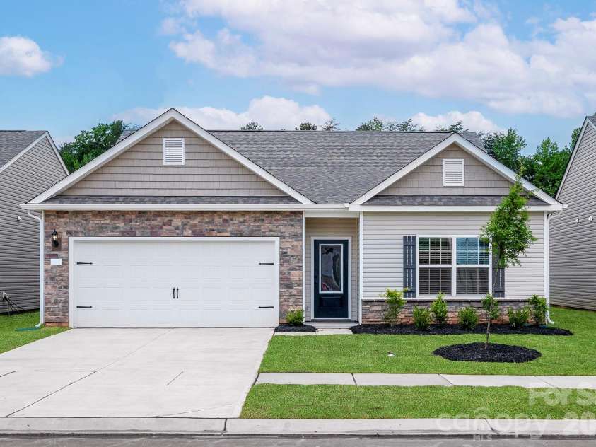 4117 Bolo Drive, Charlotte, NC 28215.  MLS# CAR4343712, YatesRealty ID 1649. 