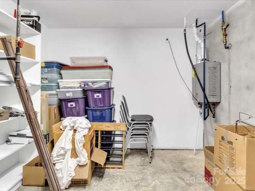 7 Eldorado Trail, Waynesville, NC 28786.  MLS# CAR4210821, YatesRealty ID 1649. 