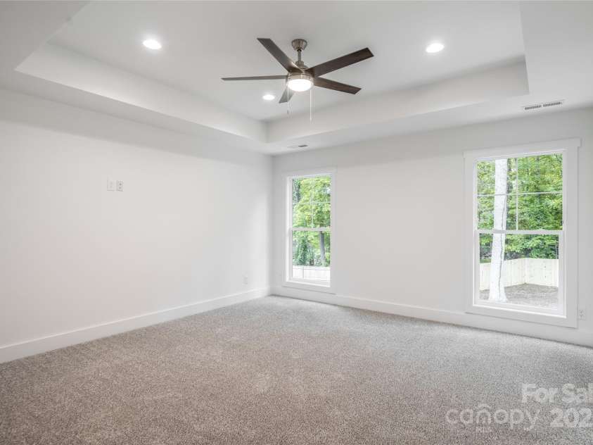 15 Myrtle Lee Cove, Arden, NC 28704.  MLS# CAR4254798, YatesRealty ID 16491. Primary bedroom