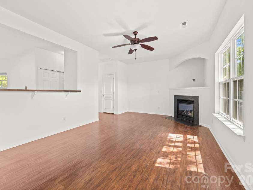 9248 Ducati Lane, Cornelius, NC 28031.  MLS# CAR4373198, YatesRealty ID 16492. 