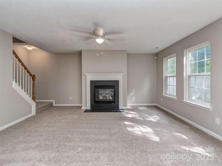 4208 Everest Drive, Gastonia, NC 28054.  MLS# CAR4258691, YatesRealty ID 16493. 