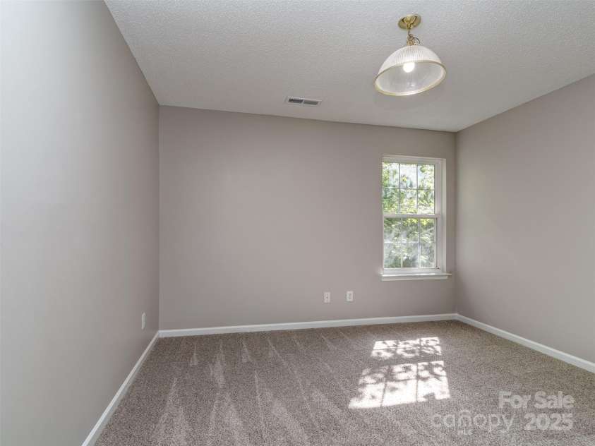 4208 Everest Drive, Gastonia, NC 28054.  MLS# CAR4258691, YatesRealty ID 16493. 