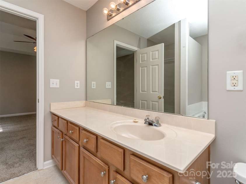 4208 Everest Drive, Gastonia, NC 28054.  MLS# CAR4258691, YatesRealty ID 16493. 