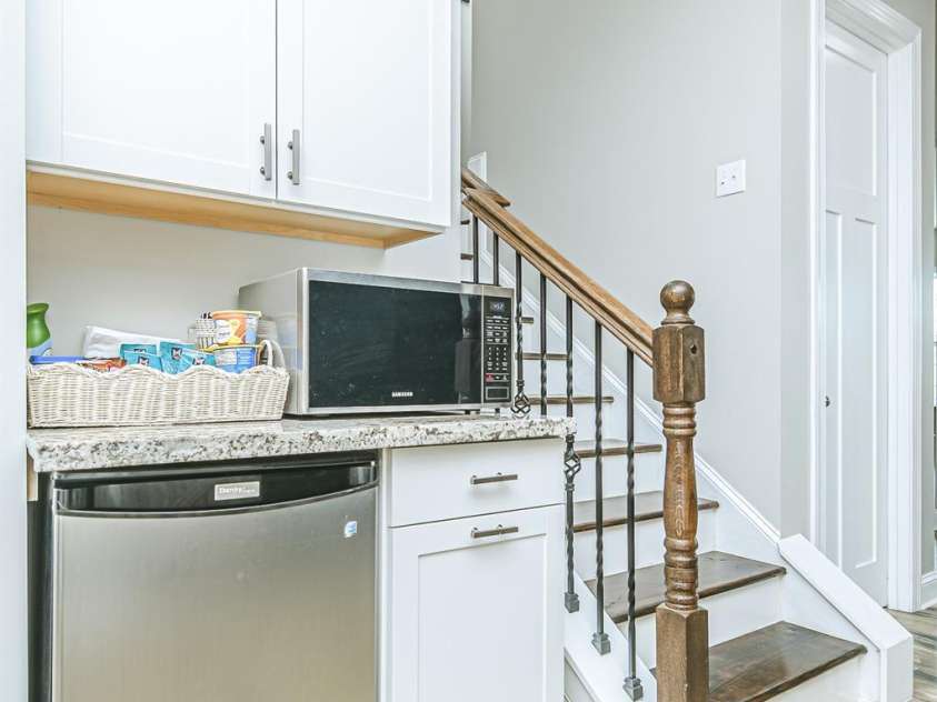 424 Cassia Court, Fort Mill, SC 29708.  MLS# CAR4262614, YatesRealty ID 16495. Basement Hallway
