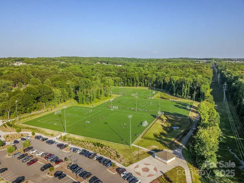 424 Cassia Court, Fort Mill, SC 29708.  MLS# CAR4262614, YatesRealty ID 16495. Catawba Park Soccer Complex