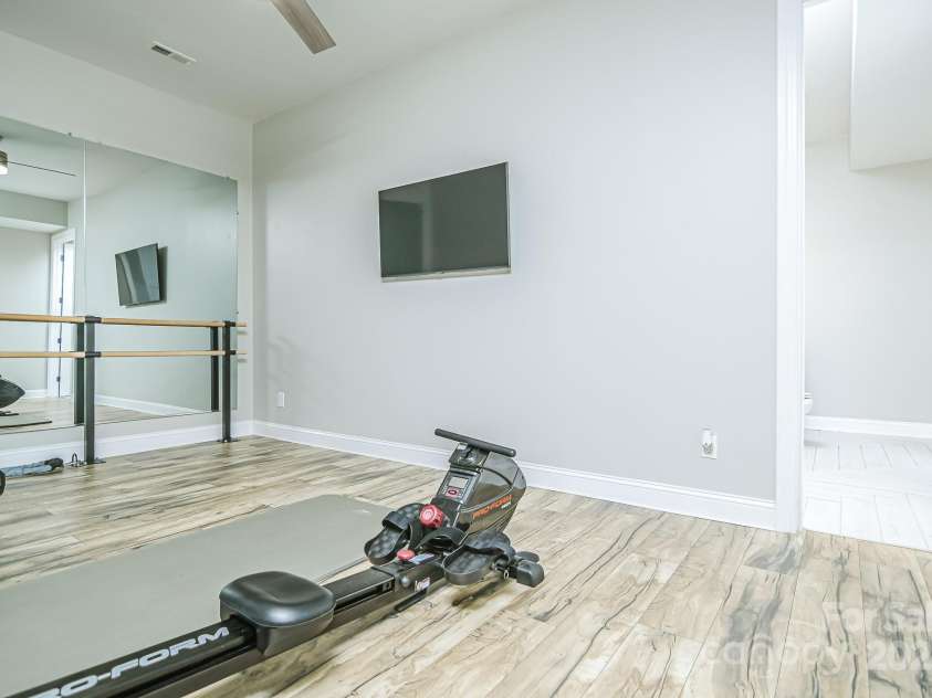 424 Cassia Court, Fort Mill, SC 29708.  MLS# CAR4262614, YatesRealty ID 16495. Gym