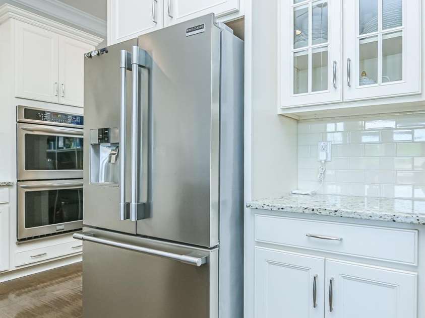 424 Cassia Court, Fort Mill, SC 29708.  MLS# CAR4262614, YatesRealty ID 16495. Kitchen