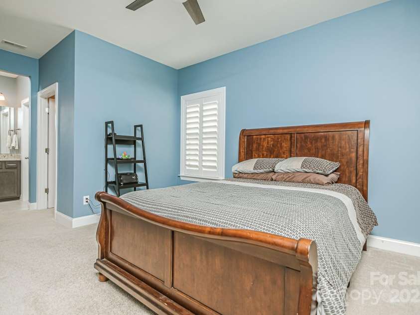 424 Cassia Court, Fort Mill, SC 29708.  MLS# CAR4262614, YatesRealty ID 16495. Second Floor Room 4