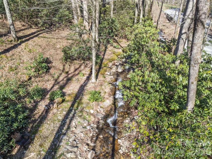 26 Stump Lane, Maggie Valley, NC 28751.  MLS# CAR4362320, YatesRealty ID 16496. 