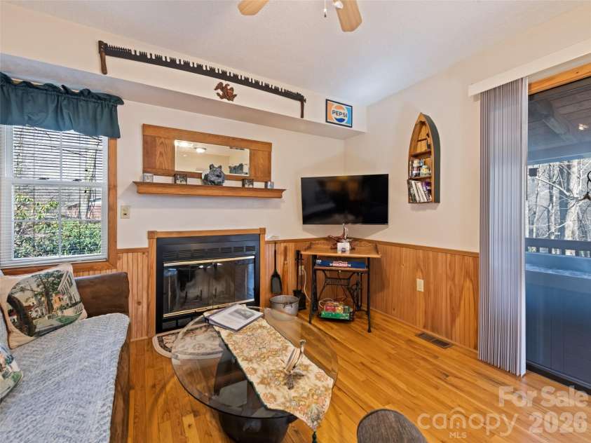 26 Stump Lane, Maggie Valley, NC 28751.  MLS# CAR4362320, YatesRealty ID 16496. 