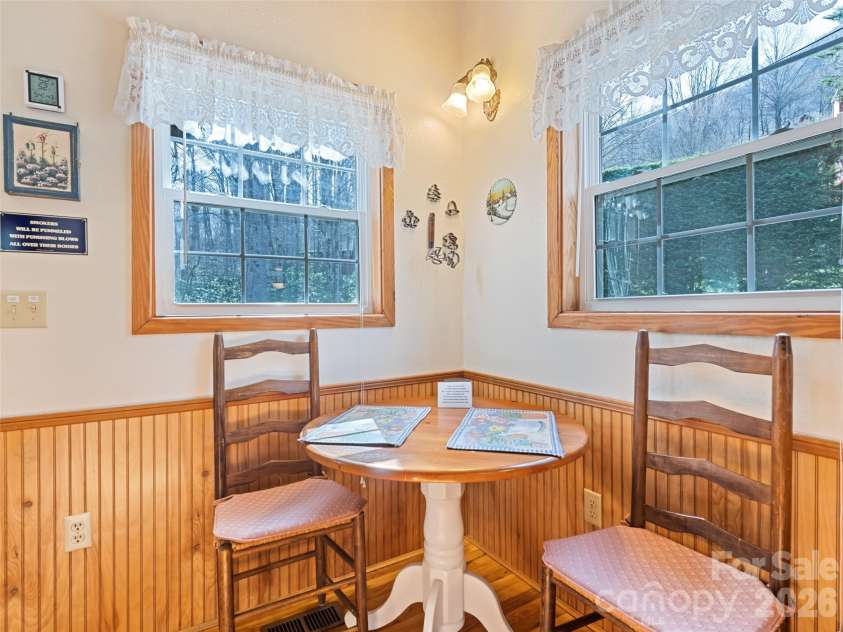 26 Stump Lane, Maggie Valley, NC 28751.  MLS# CAR4362320, YatesRealty ID 16496. 