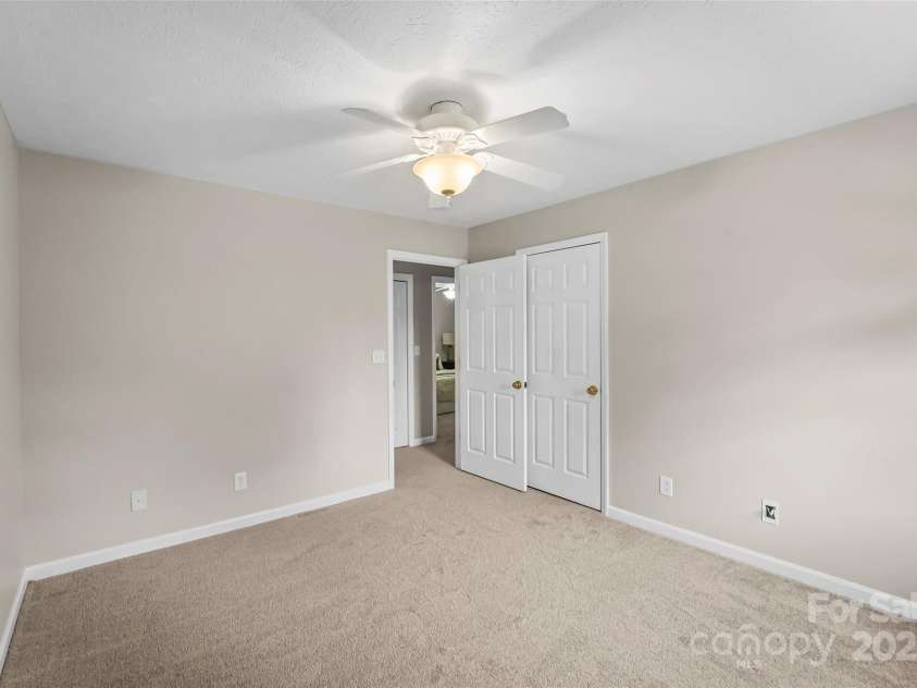 205 Davis Drive, Morganton, NC 28655.  MLS# CAR4261500, YatesRealty ID 16498. 