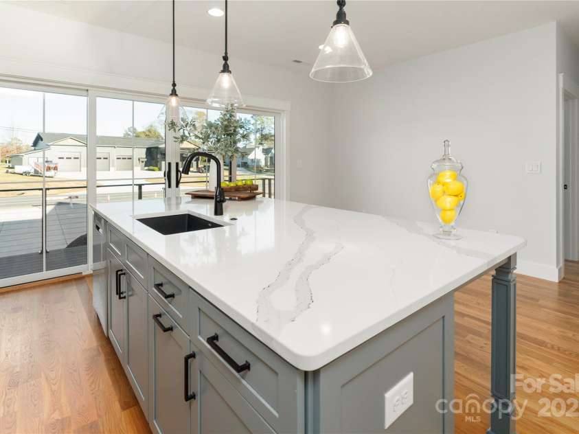 106 Isle Of Pines Road, Mooresville, NC 28117.  MLS# CAR4307196, YatesRealty ID 165. 