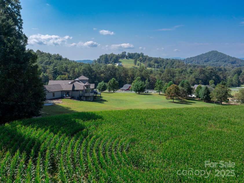 639 Byers Cove Road, Hendersonville, NC 28792.  MLS# CAR4306480, YatesRealty ID 165. 