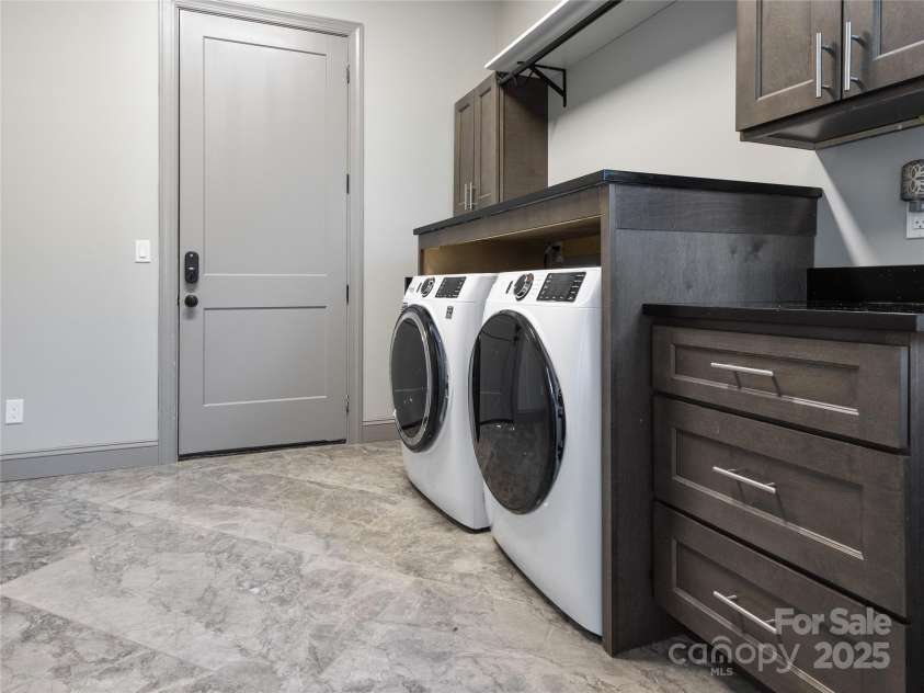 639 Byers Cove Road, Hendersonville, NC 28792.  MLS# CAR4306480, YatesRealty ID 165. 