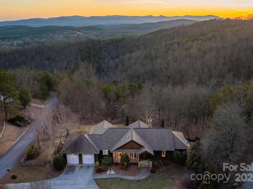 3540 Appian Way, Valdese, NC 28690.  MLS# CAR4225712, YatesRealty ID 1650. 
