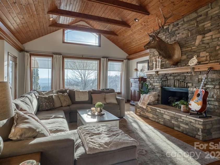 3540 Appian Way, Valdese, NC 28690.  MLS# CAR4225712, YatesRealty ID 1650. 