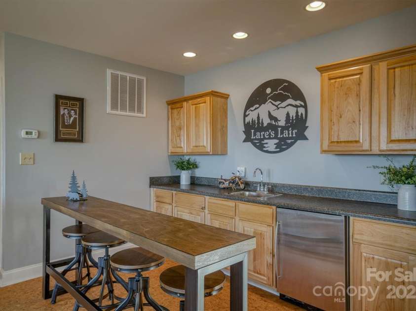 3540 Appian Way, Valdese, NC 28690.  MLS# CAR4225712, YatesRealty ID 1650. 