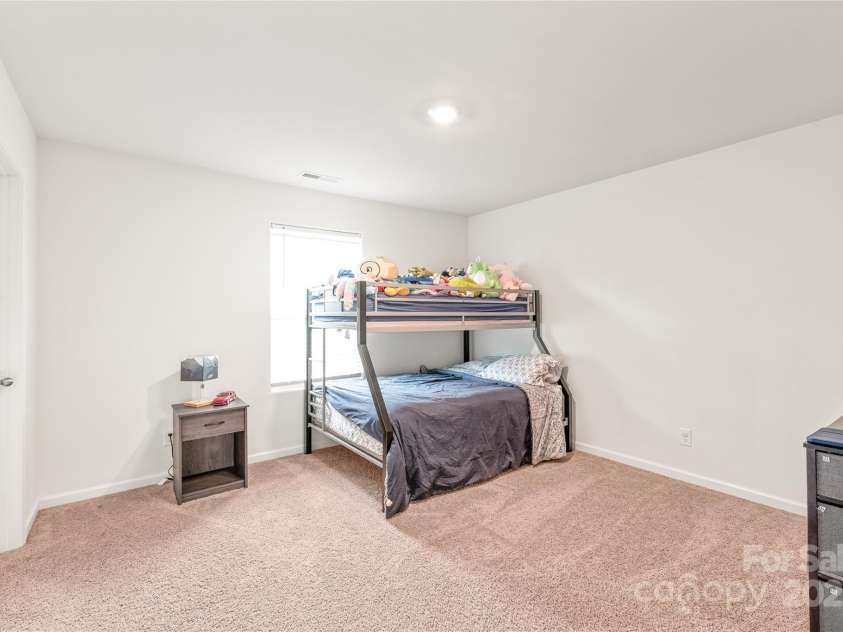 2340 Lanza Drive, Charlotte, NC 28215.  MLS# CAR4264473, YatesRealty ID 16500. 