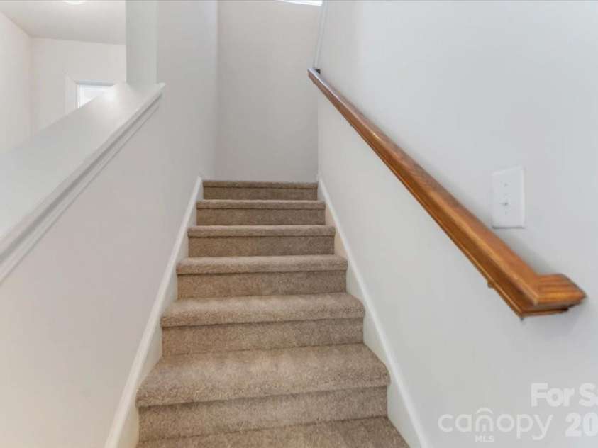 609 Oak Forest Lane, Salisbury, NC 28146.  MLS# CAR4365333, YatesRealty ID 16500. 