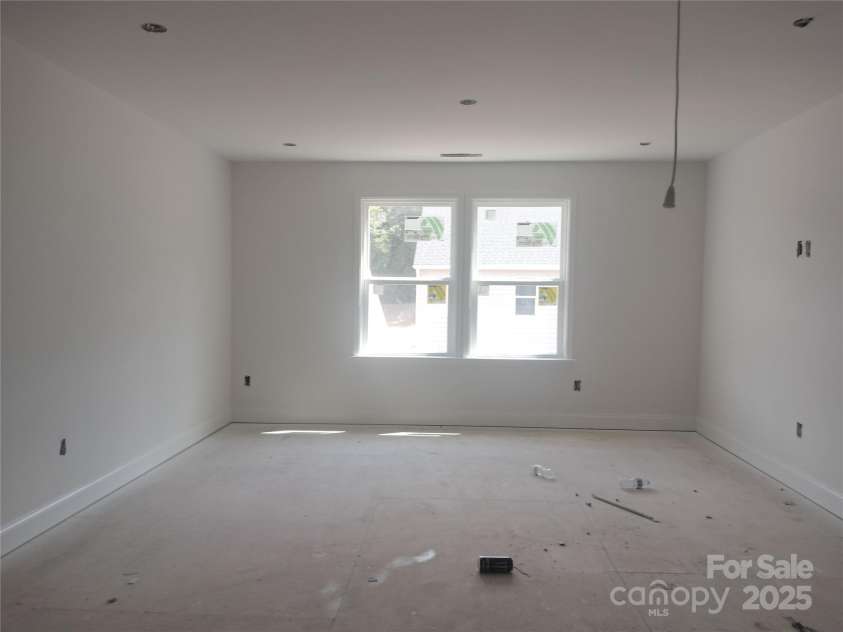 115 Canary Lane, Mooresville, NC 28115.  MLS# CAR4249704, YatesRealty ID 16502. Loft