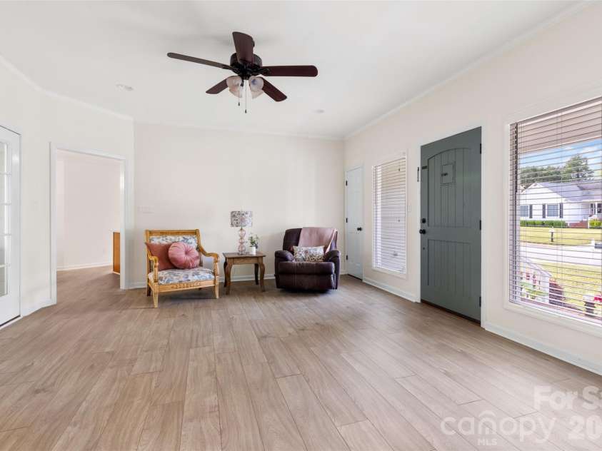 2116 Belle Chase Drive, Rock Hill, SC 29732.  MLS# CAR4370810, YatesRealty ID 16502. 
