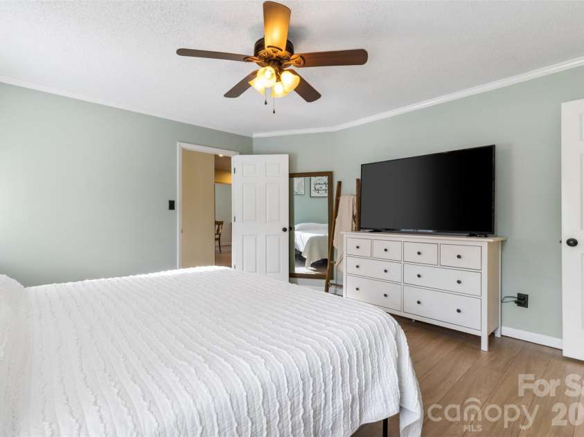 2116 Belle Chase Drive, Rock Hill, SC 29732.  MLS# CAR4370810, YatesRealty ID 16502. 