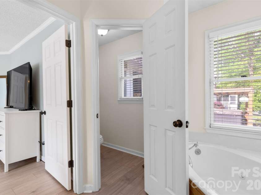 2116 Belle Chase Drive, Rock Hill, SC 29732.  MLS# CAR4370810, YatesRealty ID 16502. 