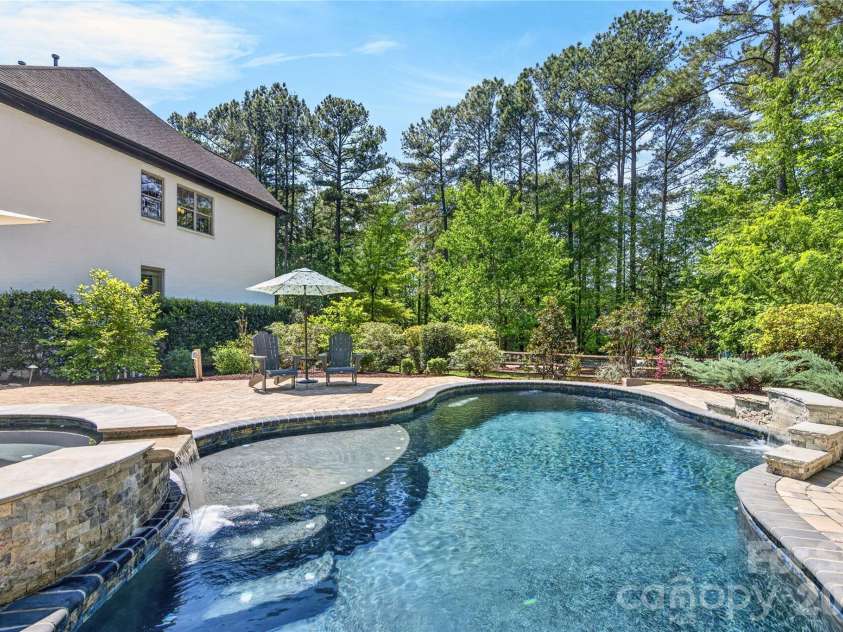 334 Kemp Road, Mooresville, NC 28117.  MLS# CAR4365690, YatesRealty ID 16503. 