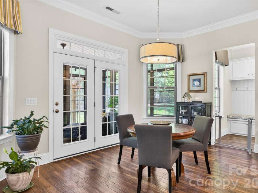 334 Kemp Road, Mooresville, NC 28117.  MLS# CAR4365690, YatesRealty ID 16503. 