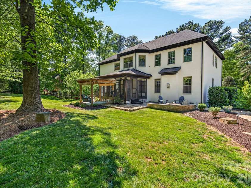 334 Kemp Road, Mooresville, NC 28117.  MLS# CAR4365690, YatesRealty ID 16503. 