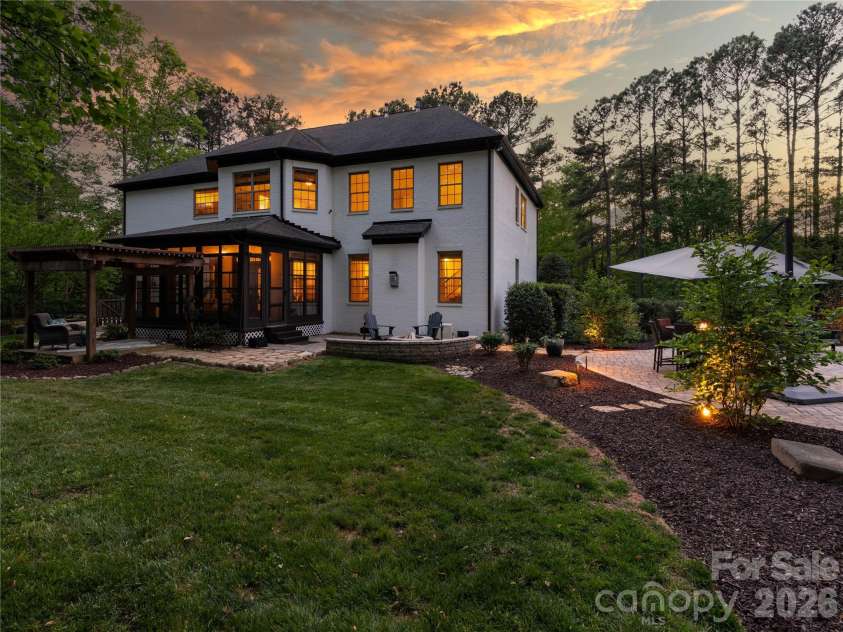 334 Kemp Road, Mooresville, NC 28117.  MLS# CAR4365690, YatesRealty ID 16503. 