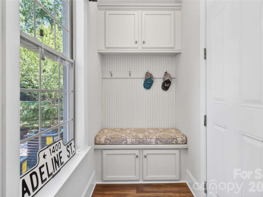 334 Kemp Road, Mooresville, NC 28117.  MLS# CAR4365690, YatesRealty ID 16503. 