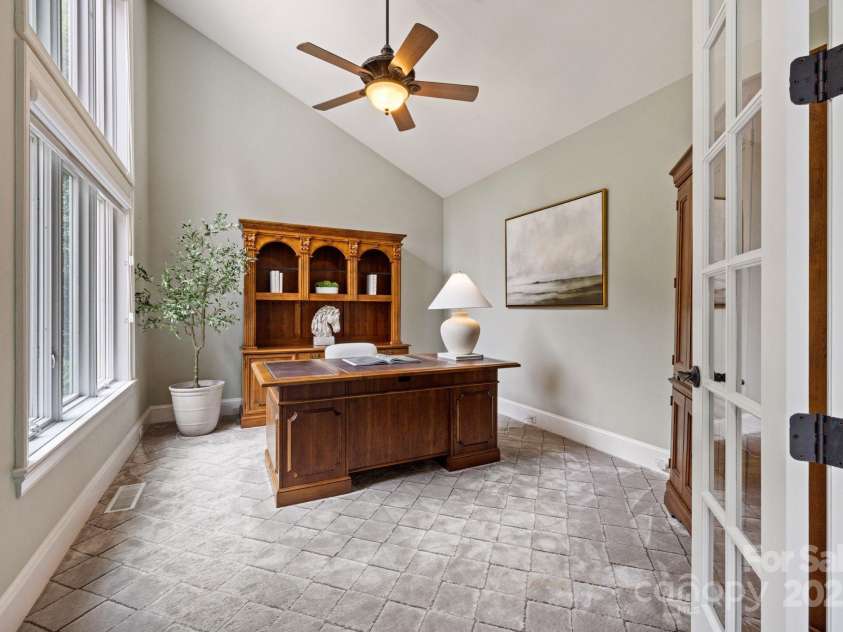 123 Sailview Road, Mooresville, NC 28117.  MLS# CAR4263298, YatesRealty ID 16505. 