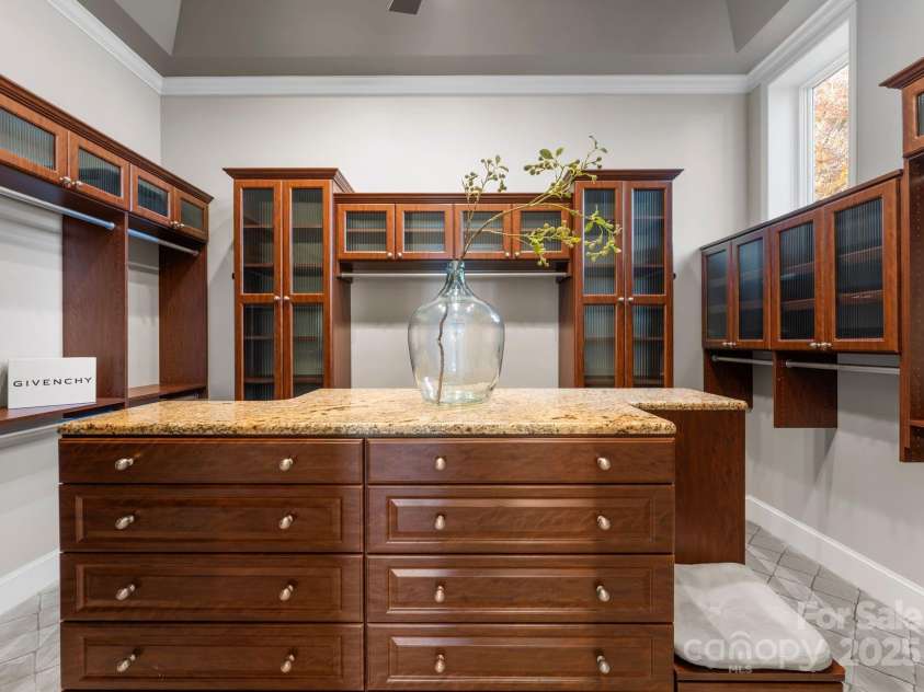 123 Sailview Road, Mooresville, NC 28117.  MLS# CAR4263298, YatesRealty ID 16505. 