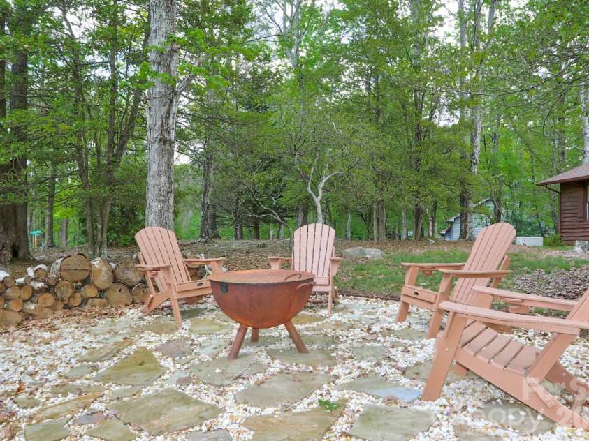 1401 Greenstreet Drive, Traphill, NC 28685.  MLS# CAR4371003, YatesRealty ID 16505. 