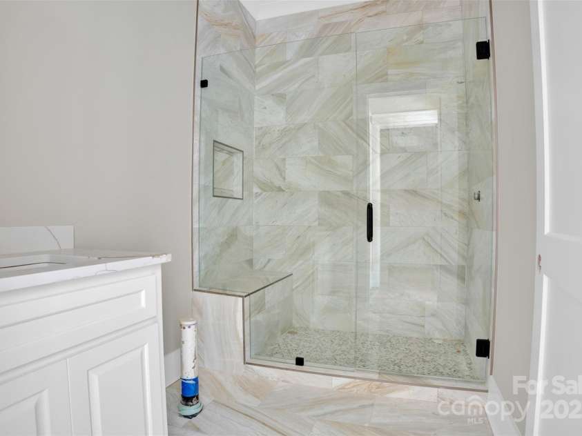 1211 Royal Prince Court, Charlotte, NC 28211.  MLS# CAR4155956, YatesRealty ID 16507. 