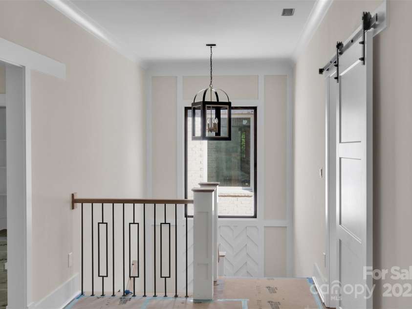 1211 Royal Prince Court, Charlotte, NC 28211.  MLS# CAR4155956, YatesRealty ID 16507. 