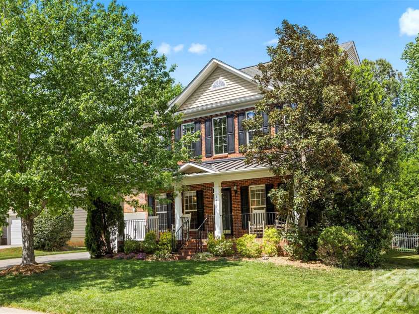 1229 Periwinkle Drive, Waxhaw, NC 28173.  MLS# CAR4373311, YatesRealty ID 16507. 