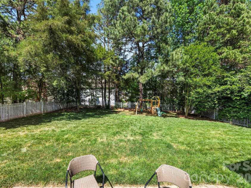 1229 Periwinkle Drive, Waxhaw, NC 28173.  MLS# CAR4373311, YatesRealty ID 16507. 