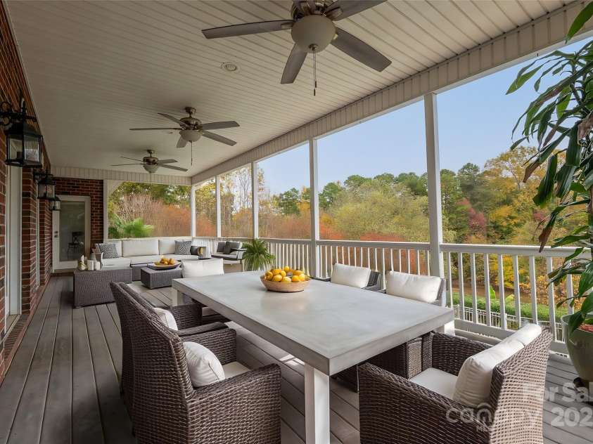 271 Lockhard Circle, Troutman, NC 28166.  MLS# CAR4194496, YatesRealty ID 16508. 