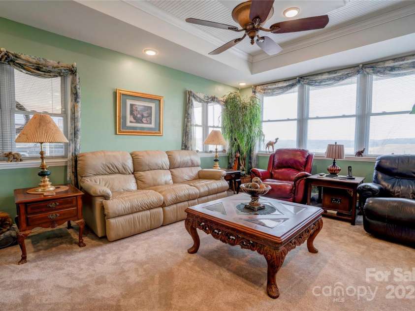 107 Destiny Lane, Shelby, NC 28150.  MLS# CAR4234069, YatesRealty ID 1651. Family Room